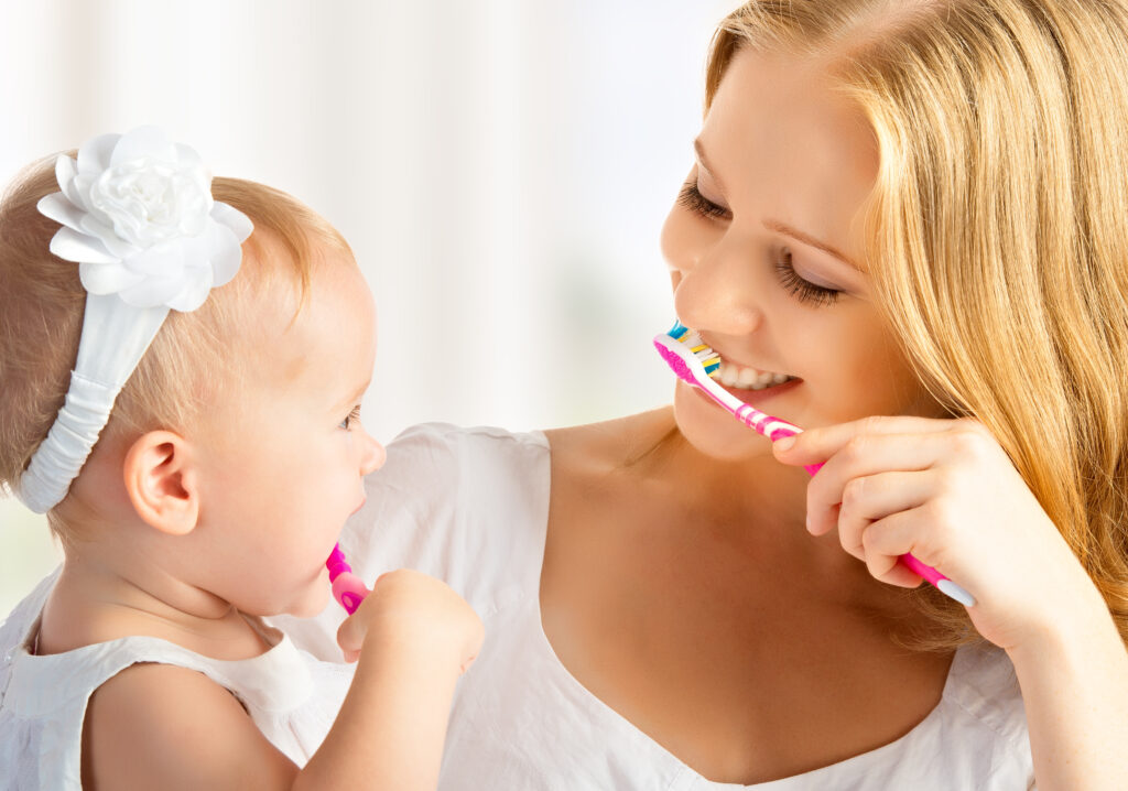 Bebeklerde Diş Fırçalama